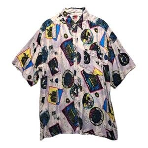 Vintage Reputation 100% Silk Mens World Travel Shirt Button Up Sz L Short Sleeve